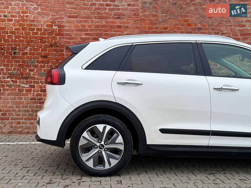 Внедорожник / Кроссовер Kia Niro 2020 в Тернополе фото 16 Внедорожник / Кроссовер Kia Niro 2020 в Тернополе