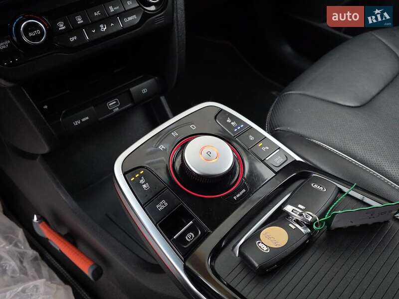 Внедорожник / Кроссовер Kia Niro 2020 в Тернополе