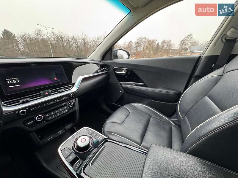 Позашляховик / Кросовер Kia Niro 2020 в Львові фото 19 Позашляховик / Кросовер Kia Niro 2020 в Львові