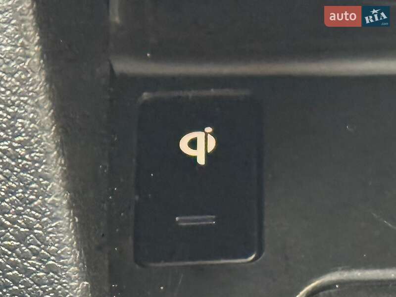 Позашляховик / Кросовер Kia Niro 2020 в Львові фото 29 Позашляховик / Кросовер Kia Niro 2020 в Львові