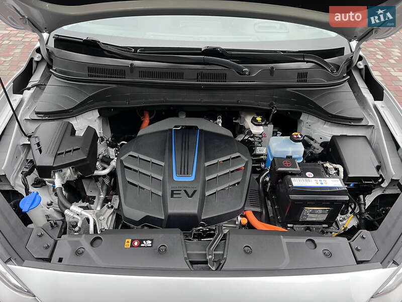 Внедорожник / Кроссовер Kia Niro 2021 в Тернополе