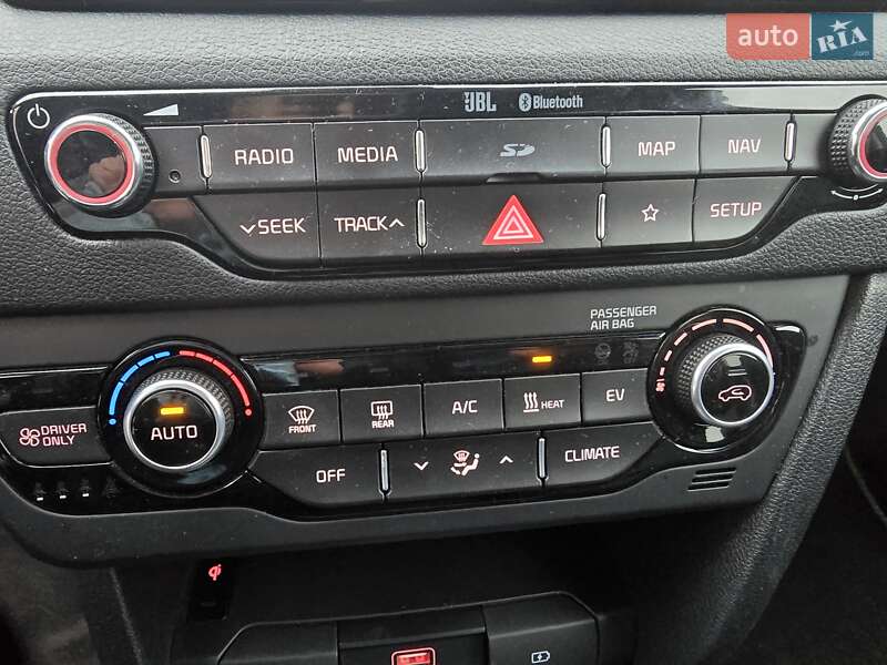 Внедорожник / Кроссовер Kia Niro 2019 в Луцке фото 10 Внедорожник / Кроссовер Kia Niro 2019 в Луцке