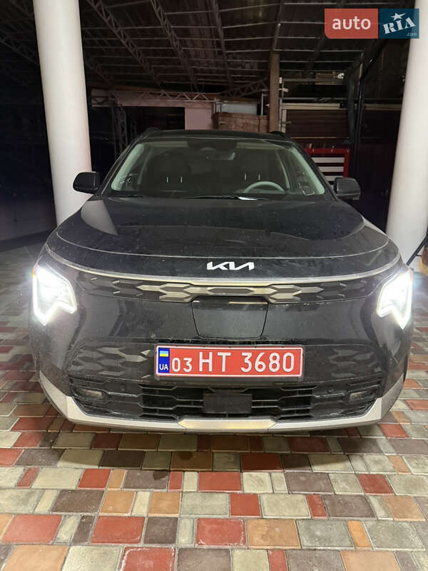 Позашляховик / Кросовер Kia Niro 2023 в Умані