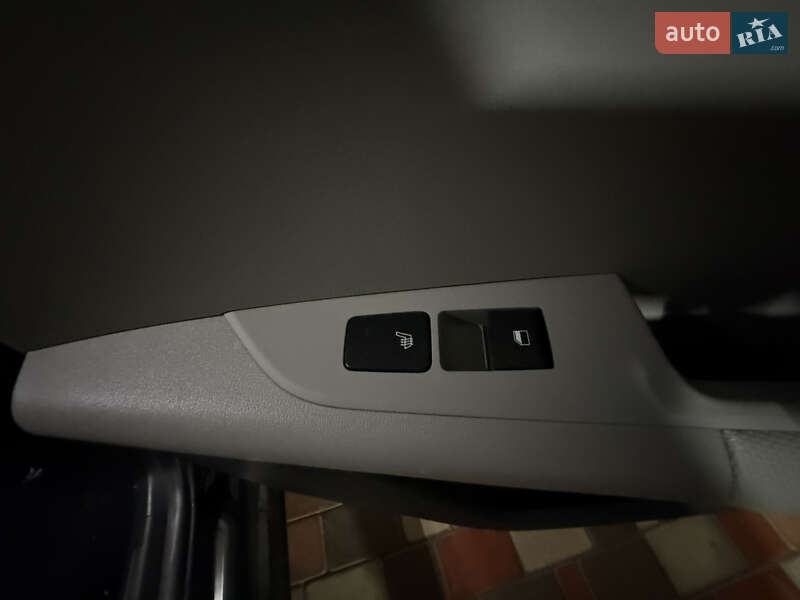 Позашляховик / Кросовер Kia Niro 2023 в Умані