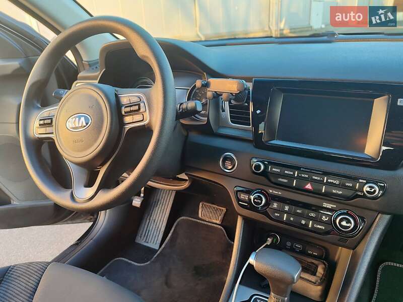 Внедорожник / Кроссовер Kia Niro 2018 в Борисполе фото 9 Внедорожник / Кроссовер Kia Niro 2018 в Борисполе