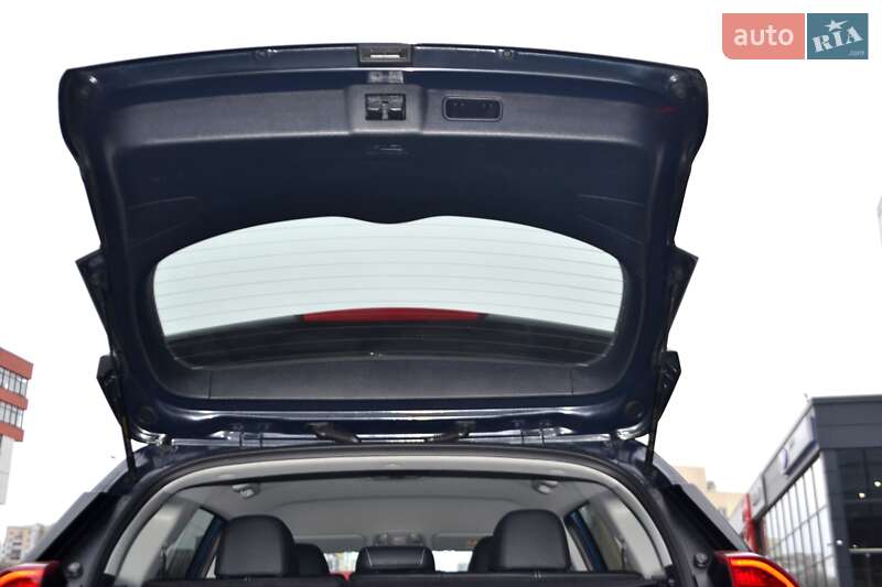 Позашляховик / Кросовер Kia Niro 2020 в Хмельницькому фото 205 Позашляховик / Кросовер Kia Niro 2020 в Хмельницькому