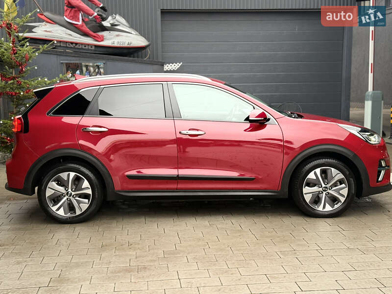 Внедорожник / Кроссовер Kia Niro 2020 в Самборе фото 12 Внедорожник / Кроссовер Kia Niro 2020 в Самборе