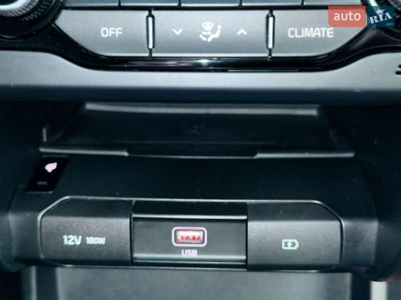 Внедорожник / Кроссовер Kia Niro 2020 в Самборе фото 41 Внедорожник / Кроссовер Kia Niro 2020 в Самборе