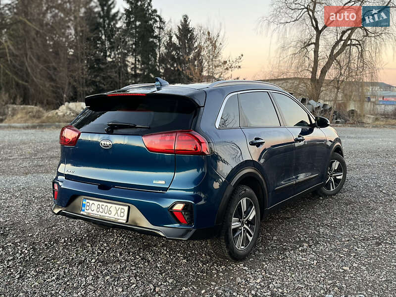 Позашляховик / Кросовер Kia Niro 2020 в Львові