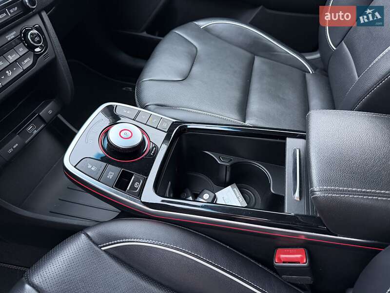 Внедорожник / Кроссовер Kia Niro 2020 в Черновцах фото 15 Внедорожник / Кроссовер Kia Niro 2020 в Черновцах