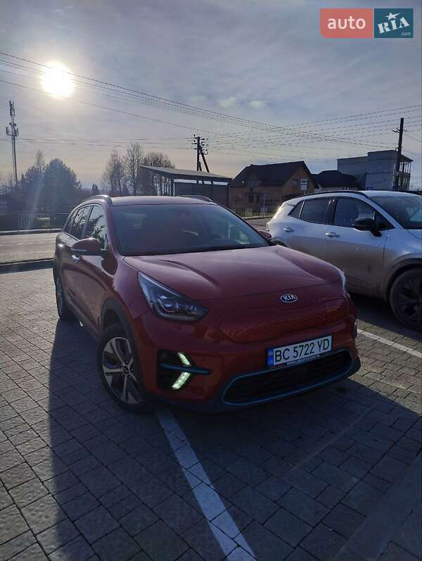 Внедорожник / Кроссовер Kia Niro 2020 в Львове фото 38 Внедорожник / Кроссовер Kia Niro 2020 в Львове