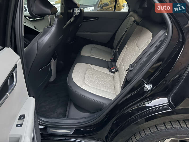 Позашляховик / Кросовер Kia Niro 2023 в Умані