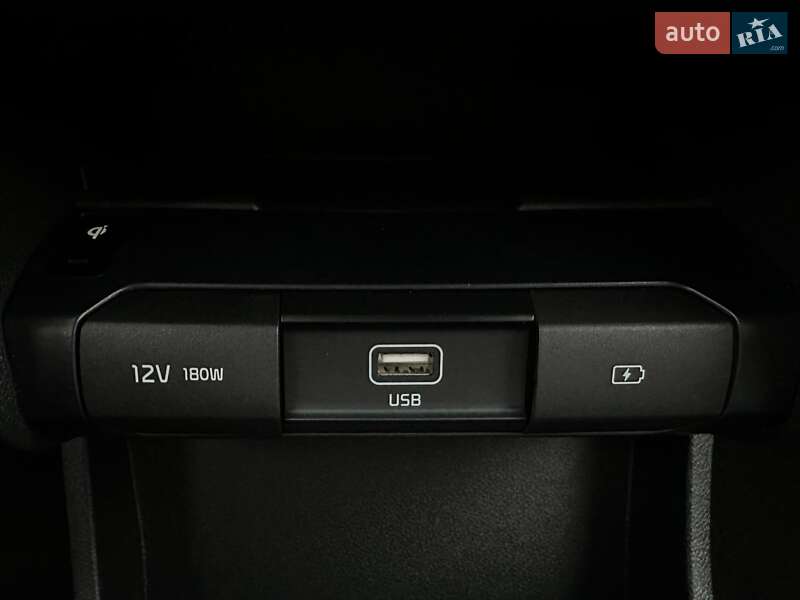 Внедорожник / Кроссовер Kia Niro 2021 в Львове