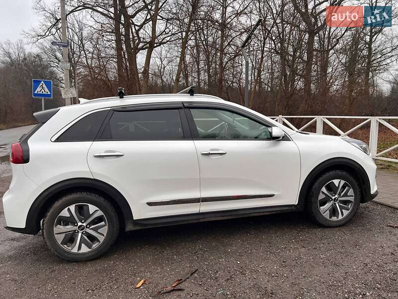 Внедорожник / Кроссовер Kia Niro 2019 в Боярке