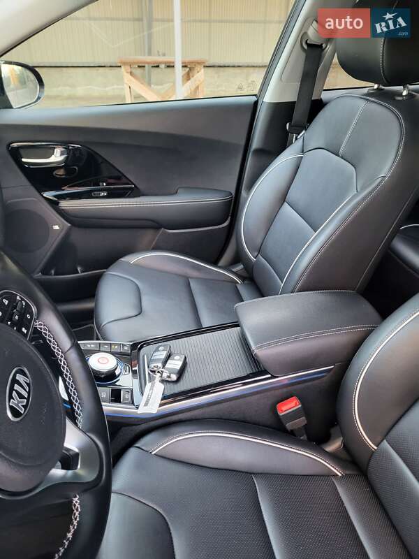 Внедорожник / Кроссовер Kia Niro 2020 в Долине фото 13 Внедорожник / Кроссовер Kia Niro 2020 в Долине