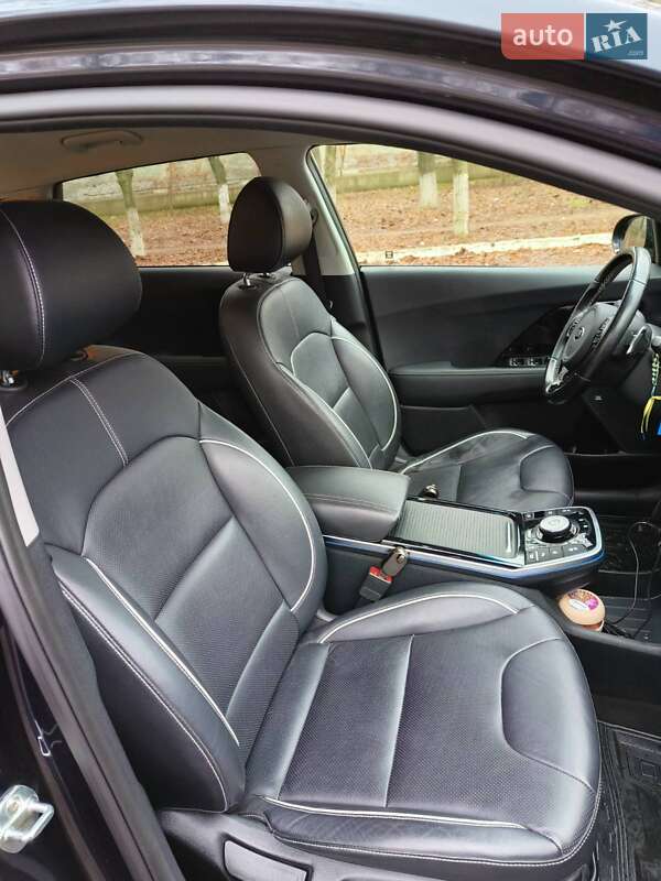 Внедорожник / Кроссовер Kia Niro 2019 в Чернигове фото 12 Внедорожник / Кроссовер Kia Niro 2019 в Чернигове