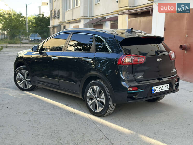 Позашляховик / Кросовер Kia Niro 2019 в Івано-Франківську