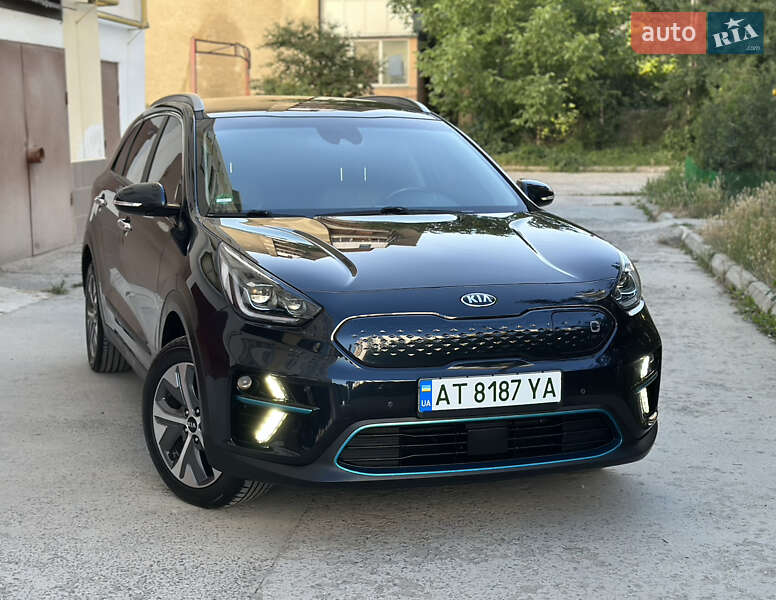 Позашляховик / Кросовер Kia Niro 2019 в Івано-Франківську