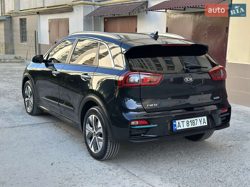 Позашляховик / Кросовер Kia Niro 2019 в Івано-Франківську