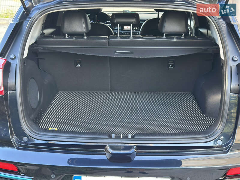 Позашляховик / Кросовер Kia Niro 2019 в Івано-Франківську