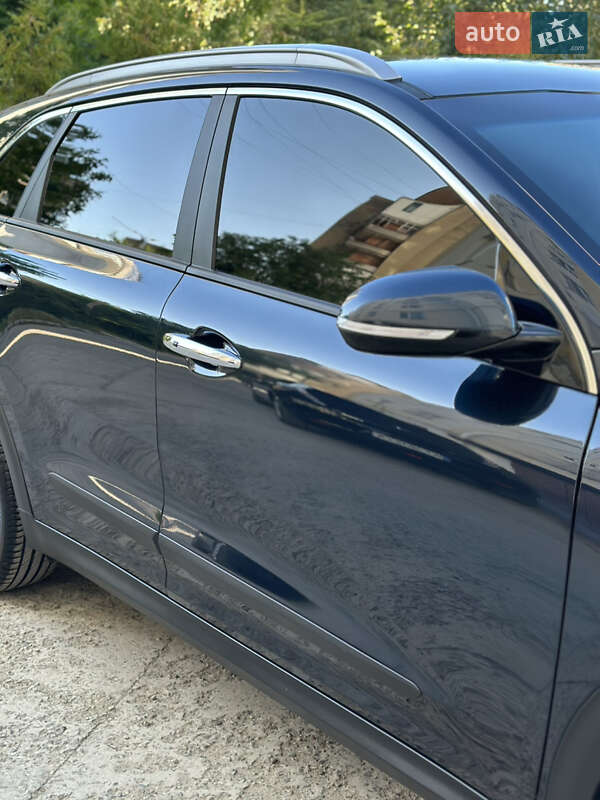 Позашляховик / Кросовер Kia Niro 2019 в Івано-Франківську