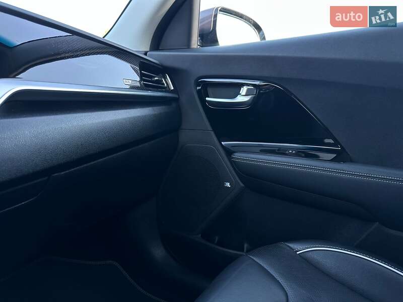 Внедорожник / Кроссовер Kia Niro 2020 в Львове фото 31 Внедорожник / Кроссовер Kia Niro 2020 в Львове