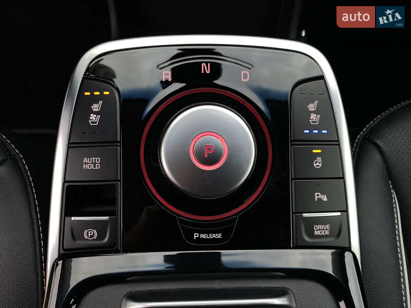 Позашляховик / Кросовер Kia Niro 2020 в Львові