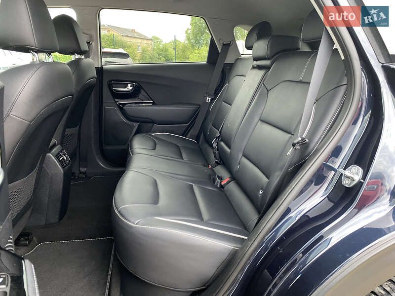 Позашляховик / Кросовер Kia Niro 2020 в Львові