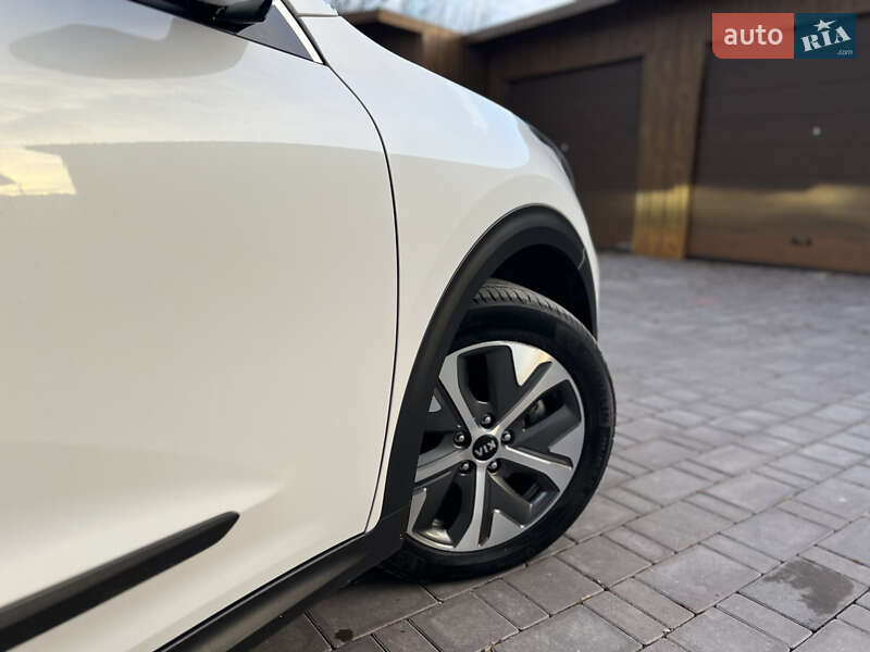 Внедорожник / Кроссовер Kia Niro 2020 в Тернополе