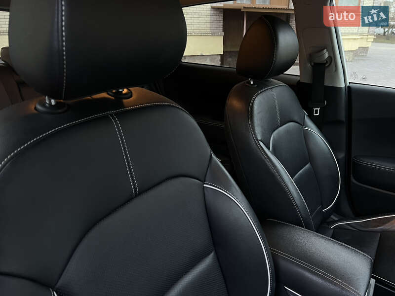 Внедорожник / Кроссовер Kia Niro 2020 в Тернополе