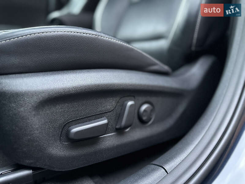 Позашляховик / Кросовер Kia Niro 2020 в Бродах