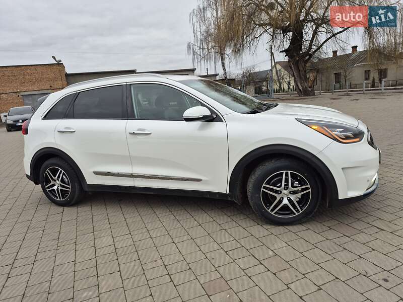 Внедорожник / Кроссовер Kia Niro 2019 в Владимире фото 8 Внедорожник / Кроссовер Kia Niro 2019 в Владимире
