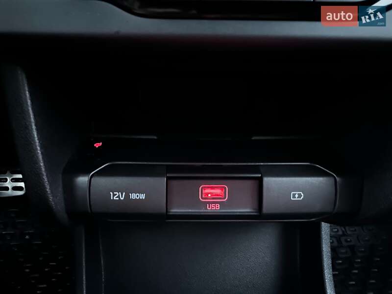 Внедорожник / Кроссовер Kia Niro 2021 в Львове фото 22 Внедорожник / Кроссовер Kia Niro 2021 в Львове