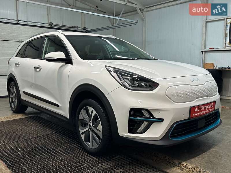 Позашляховик / Кросовер Kia Niro 2022 в Львові