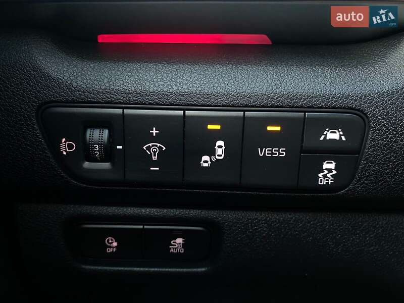 Внедорожник / Кроссовер Kia Niro 2020 в Львове