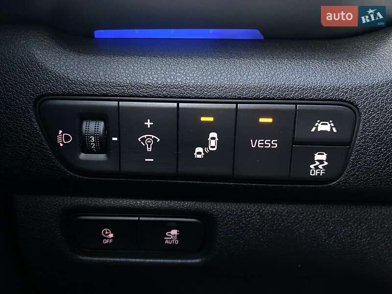 Внедорожник / Кроссовер Kia Niro 2020 в Львове