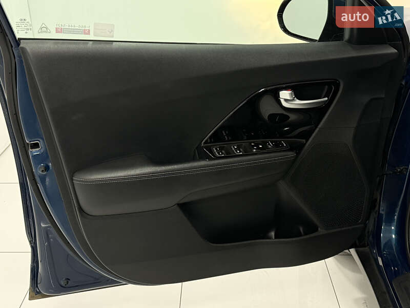 Позашляховик / Кросовер Kia Niro 2018 в Одесі