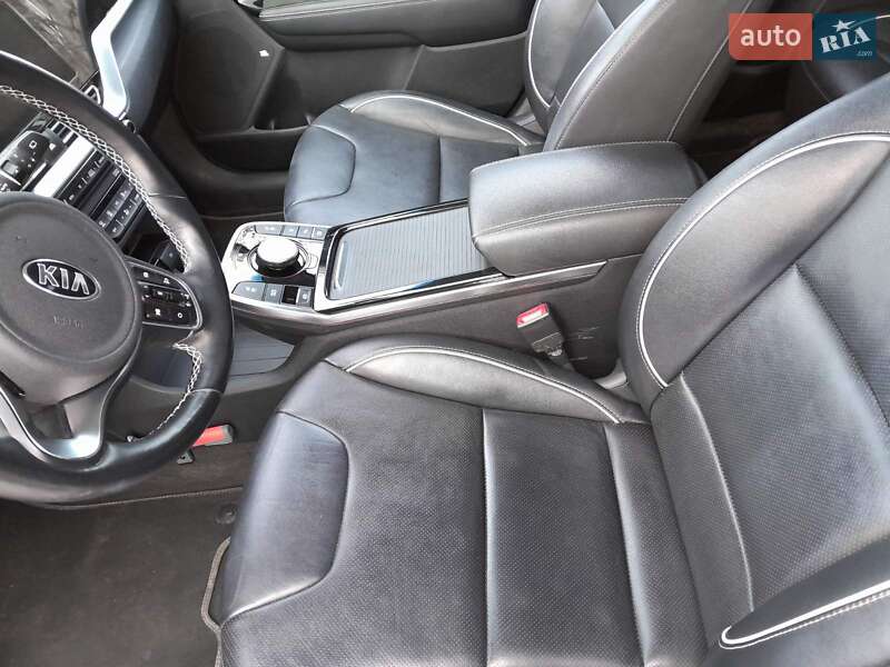 Внедорожник / Кроссовер Kia Niro 2020 в Луцке