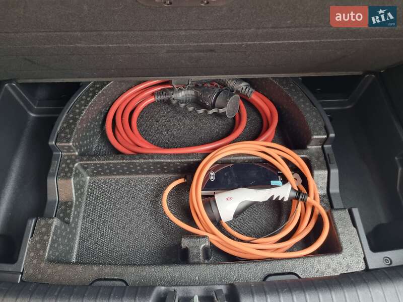 Внедорожник / Кроссовер Kia Niro 2020 в Львове