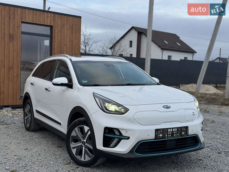 Внедорожник / Кроссовер Kia Niro 2020 в Дрогобыче