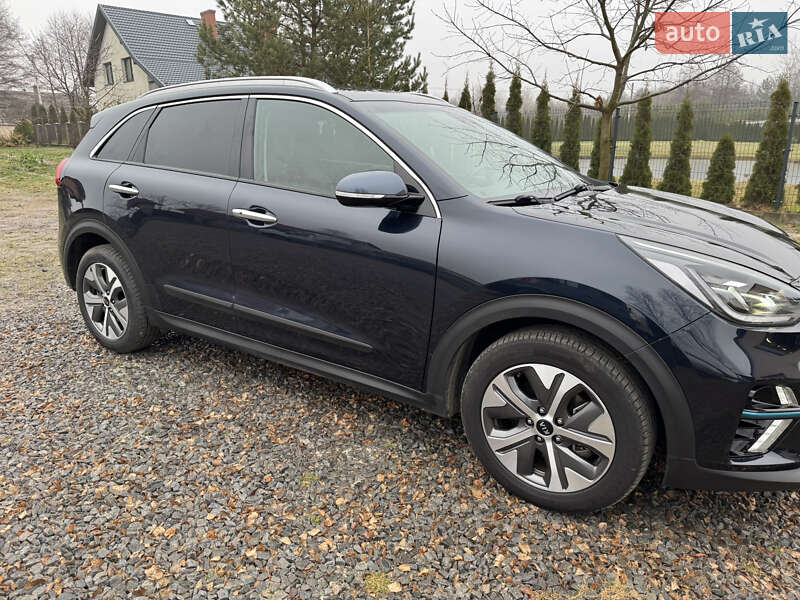 Позашляховик / Кросовер Kia Niro 2020 в Яворові