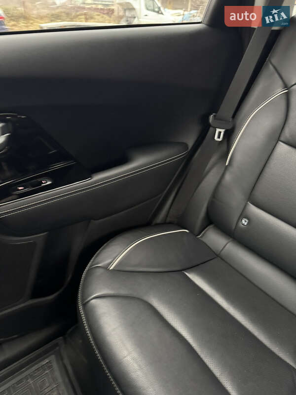 Позашляховик / Кросовер Kia Niro 2020 в Яворові