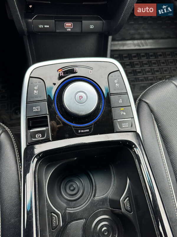 Позашляховик / Кросовер Kia Niro 2020 в Яворові