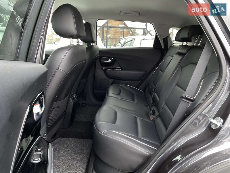 Позашляховик / Кросовер Kia Niro 2019 в Луцьку