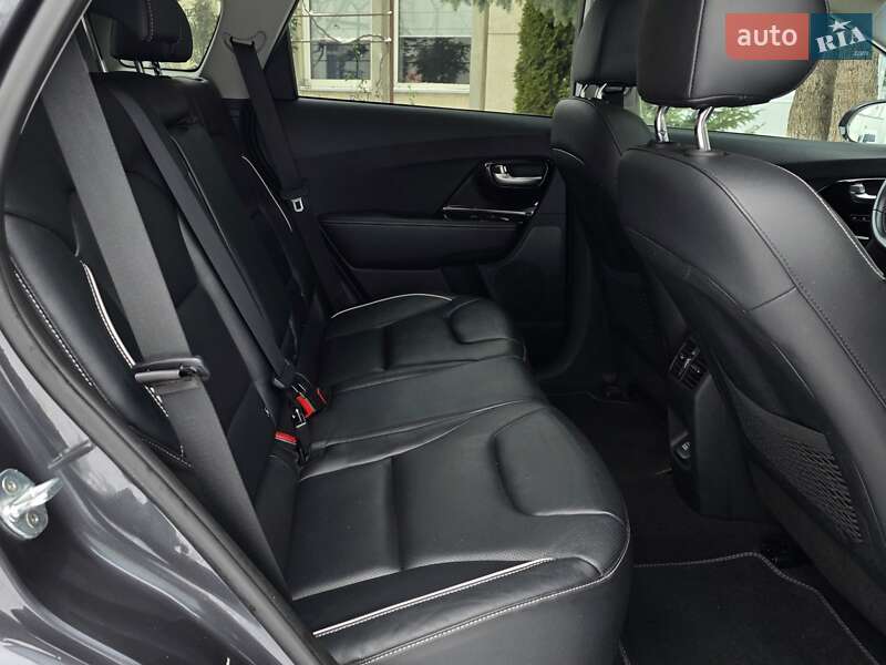 Внедорожник / Кроссовер Kia Niro 2020 в Тернополе