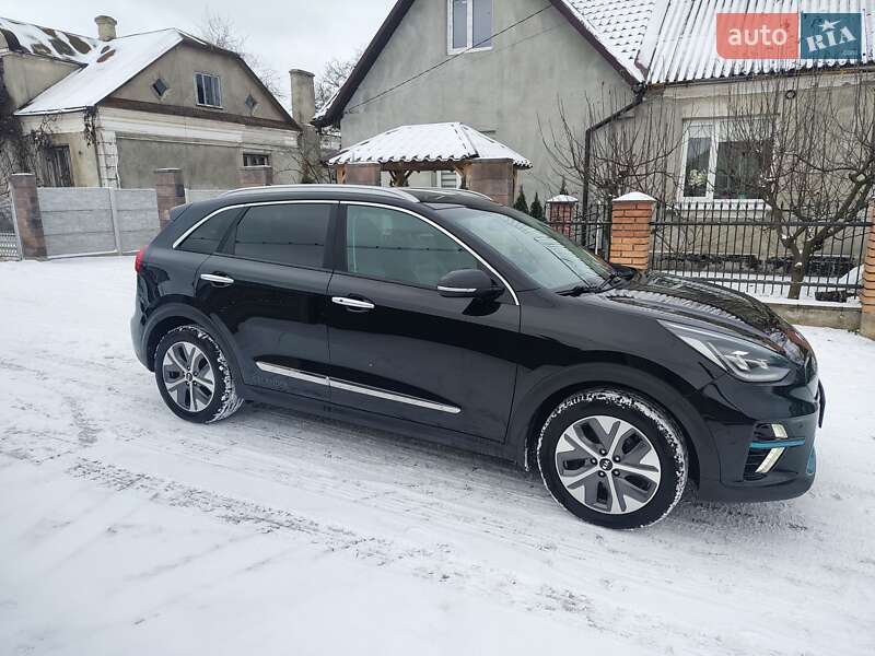 Внедорожник / Кроссовер Kia Niro 2020 в Дубно