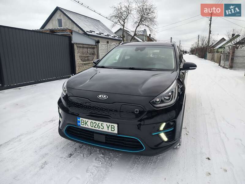 Внедорожник / Кроссовер Kia Niro 2020 в Дубно