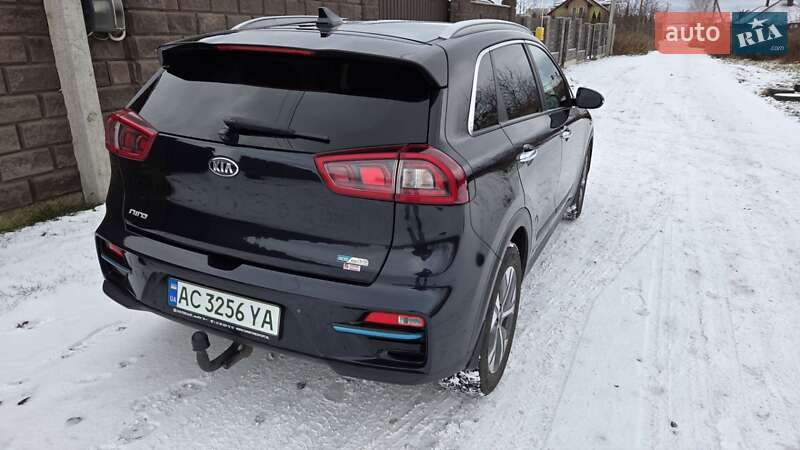 Внедорожник / Кроссовер Kia Niro 2018 в Луцке фото 3 Внедорожник / Кроссовер Kia Niro 2018 в Луцке