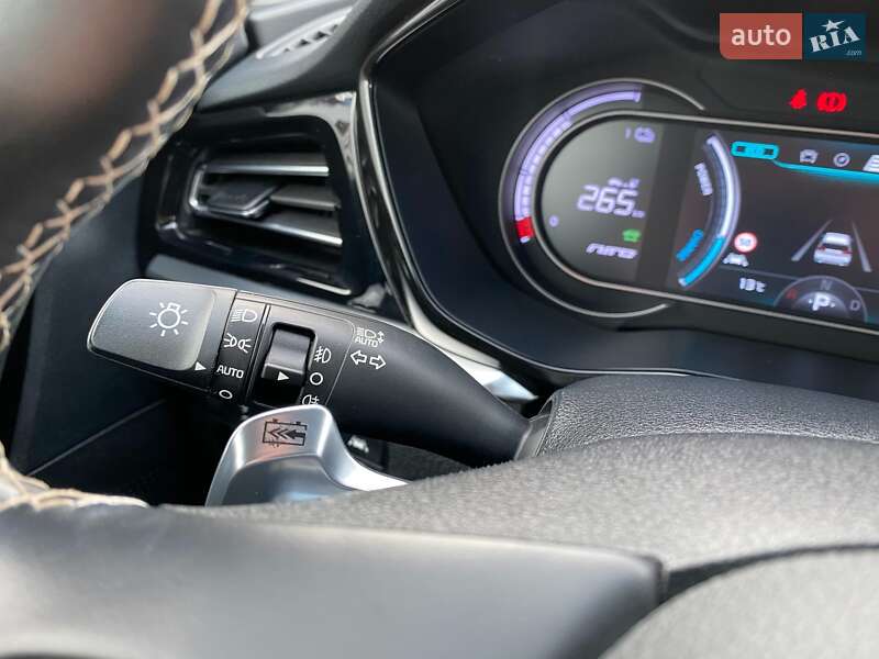 Внедорожник / Кроссовер Kia Niro 2021 в Львове