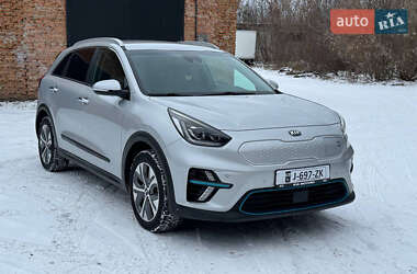Внедорожник / Кроссовер Kia Niro 2020 в Радивилове